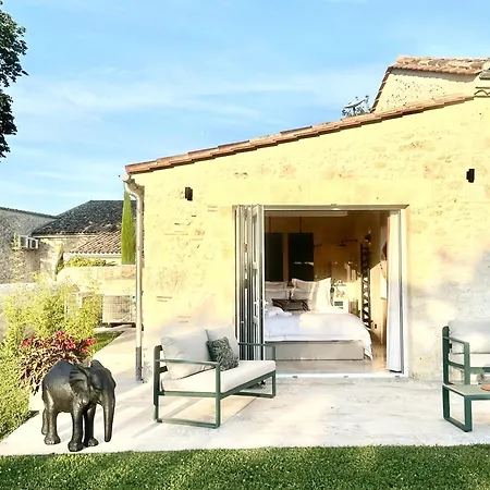 Chateau De Lafont בית הארחה