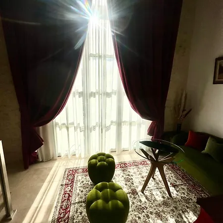 Chateau De Lafont בית הארחה