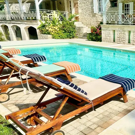 Chateau De Lafont Saint-Vivien (Dordogne)